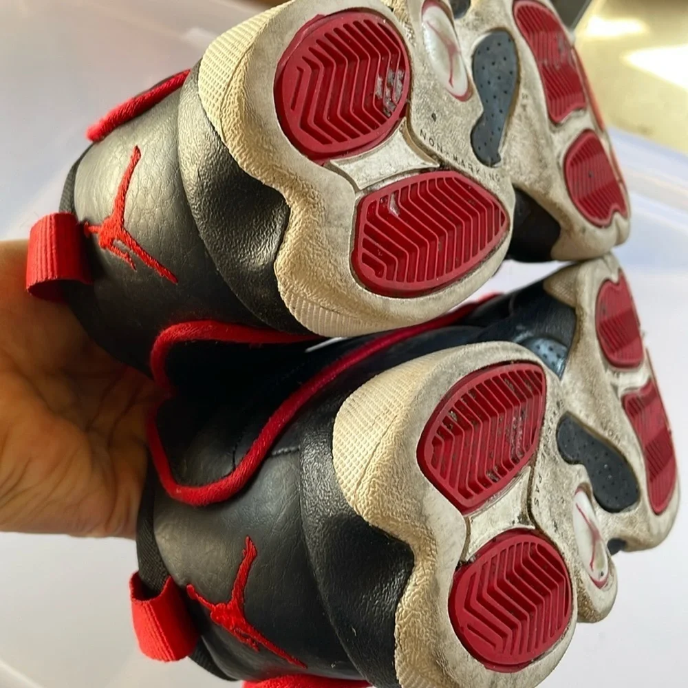 Jordan Kids Shoes Red and Black 1Y